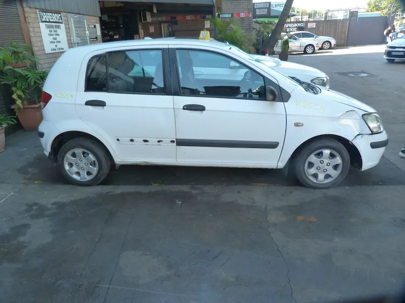 2004 Hyundai Getz G4EA view 5