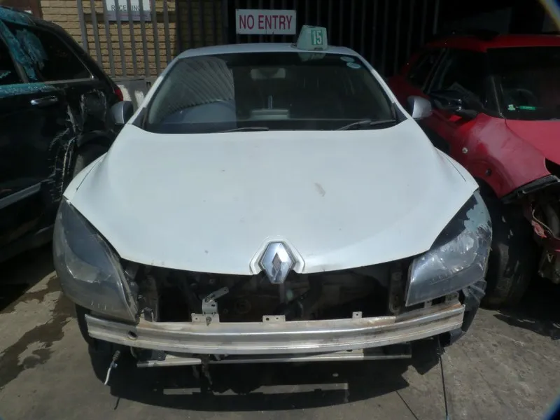 2012 Renault Megane H4JA view 2