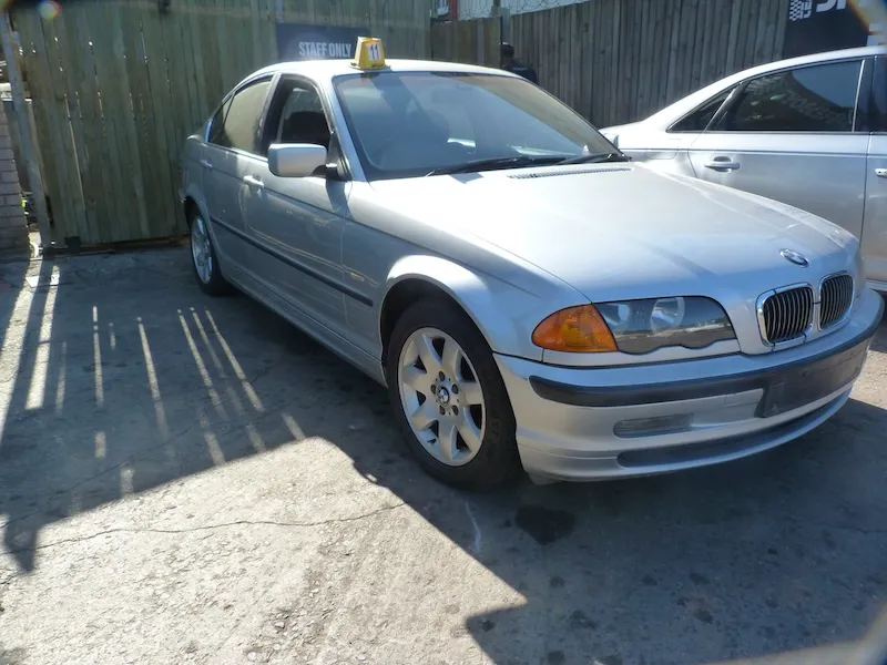 2000 BMW 3 Series  view 4