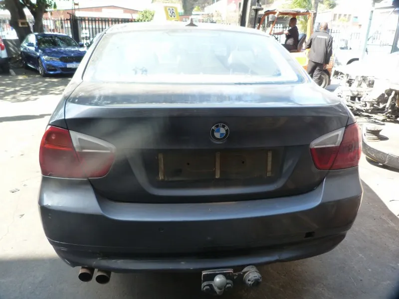 2008 BMW 3 Series N52N view 5