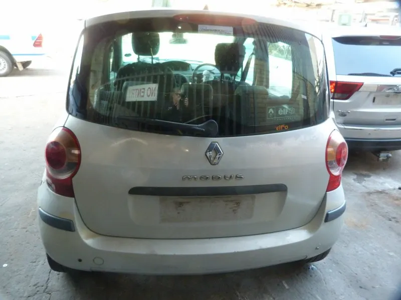 2006 Renault Modus K4M view 5