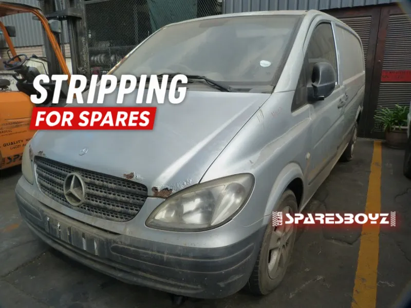 2010 Mercedes-Benz Vito 646 view 1