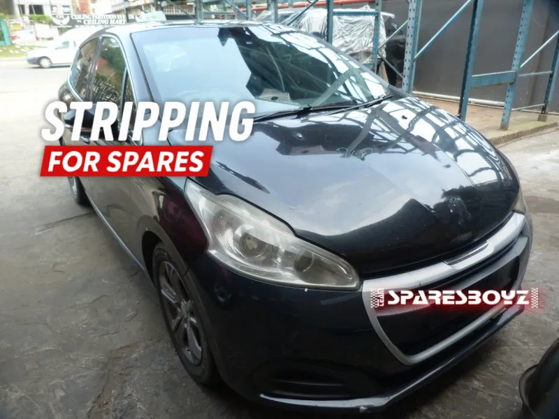 2014 Peugeot 208 view 6