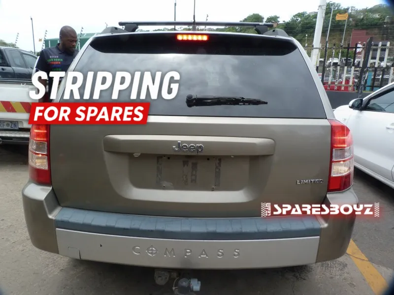 2008 Jeep Compass  view 2