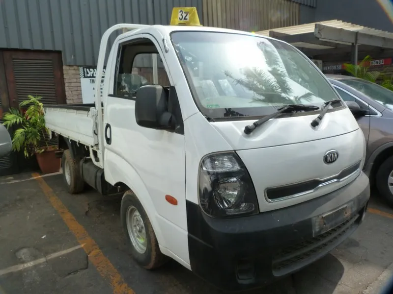 2013 Kia K-Series Pick-Up J2 view 3