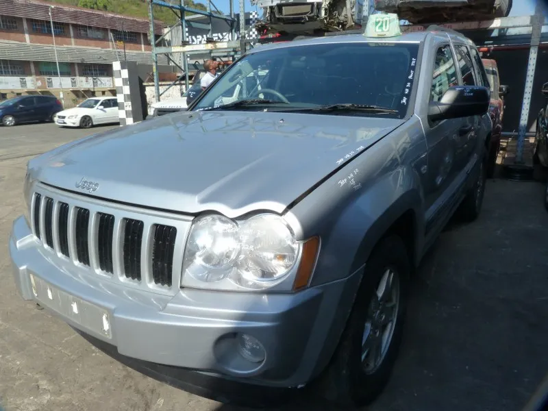2007 Jeep Grand Cherokee view 2