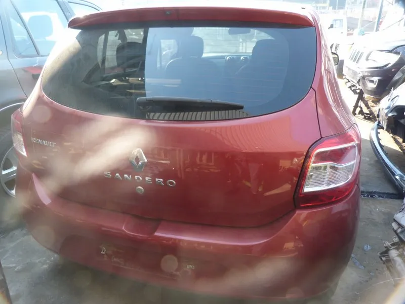2016 Renault Sandero H4BA view 5