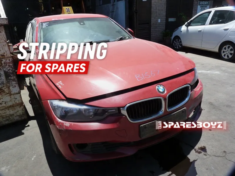 2013 BMW 3 Series N20 view 2