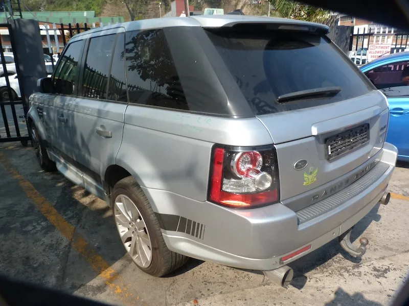 2008 Land Rover Range Rover  view 4