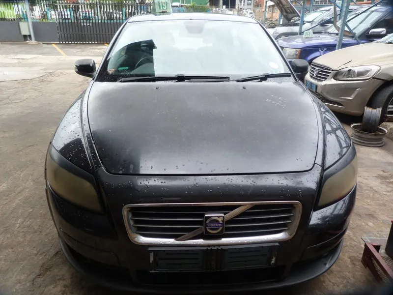 2008 Volvo C30 B5254T view 2