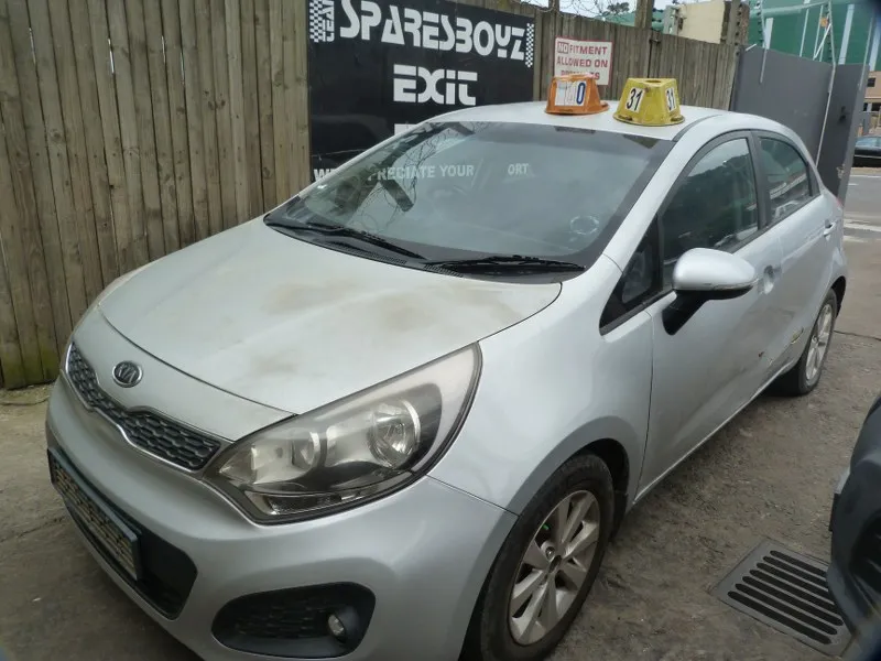 2012 Kia Rio view 2