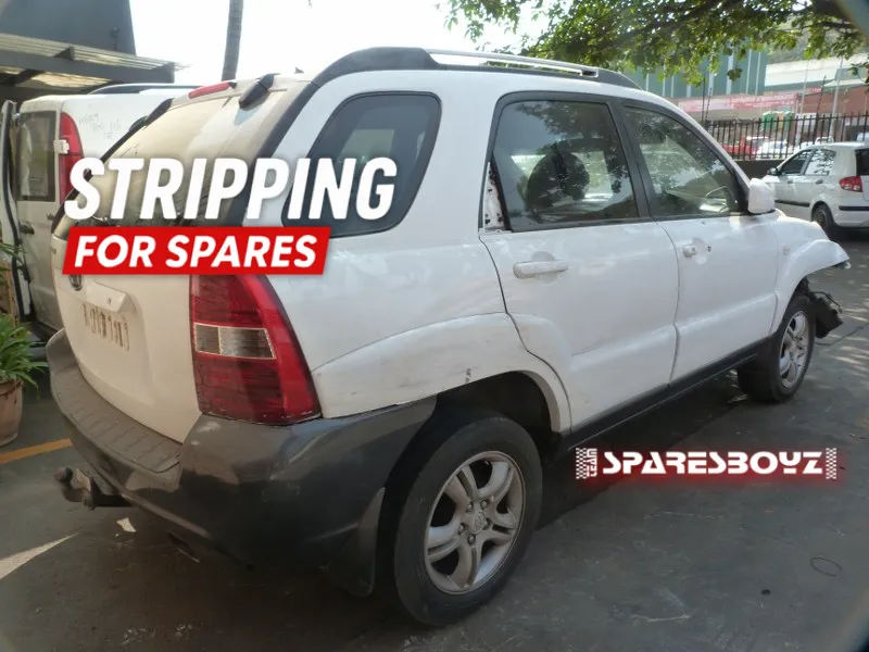 2008 Kia Sportage G4GC view 1