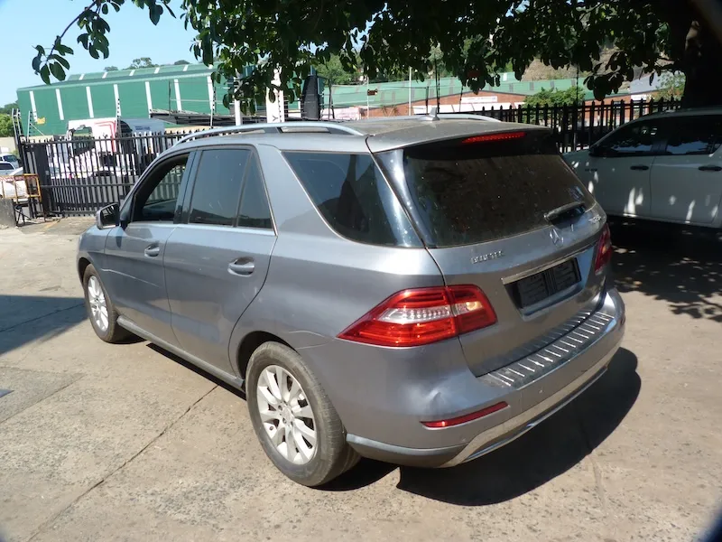 2012 Mercedes-Benz ML  view 4