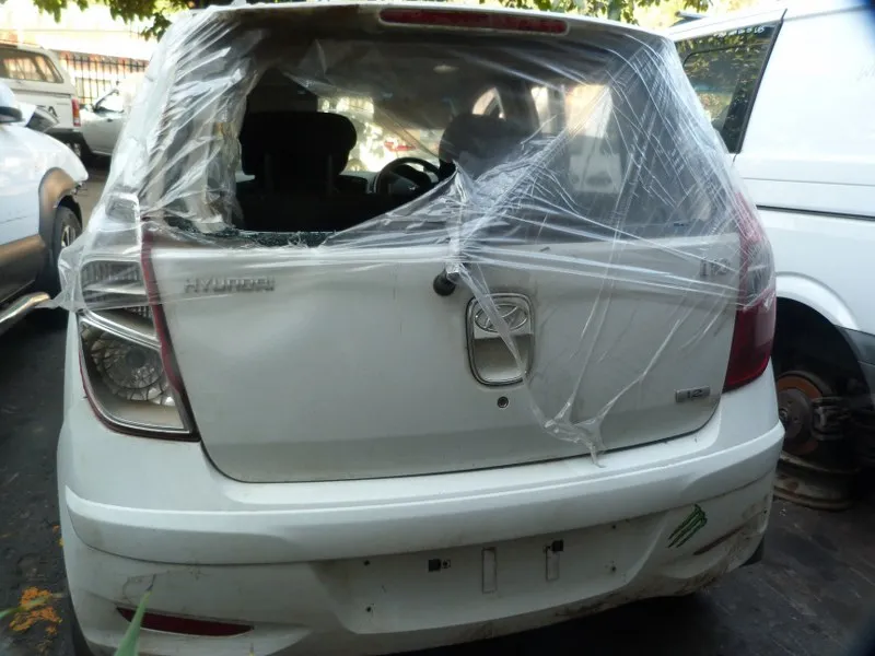 2013 Hyundai i10 G4LA view 6