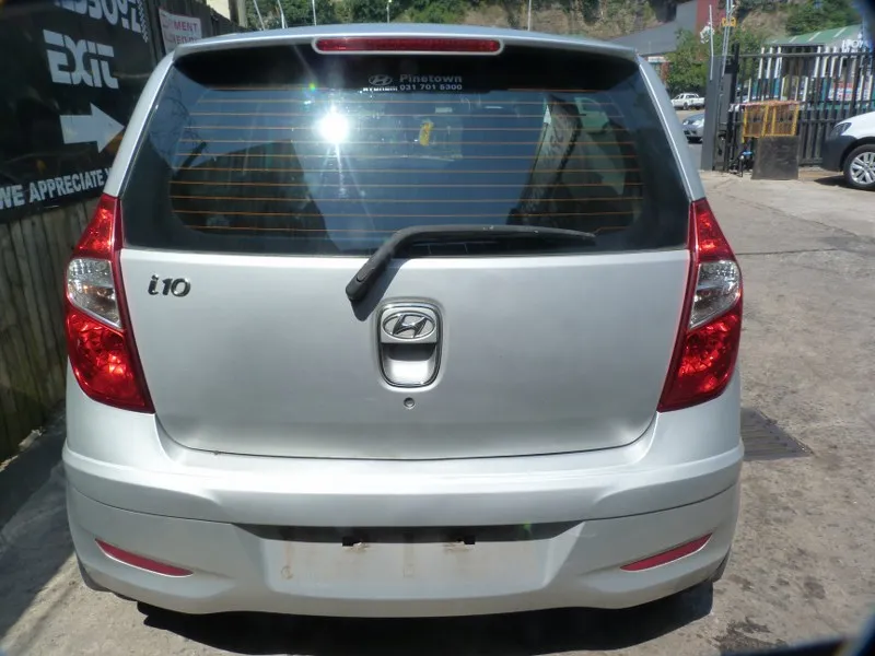 2015 Hyundai i10 G4HG view 6