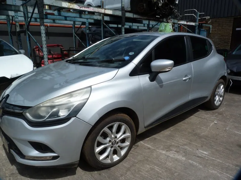 2017 Renault Clio  view 5