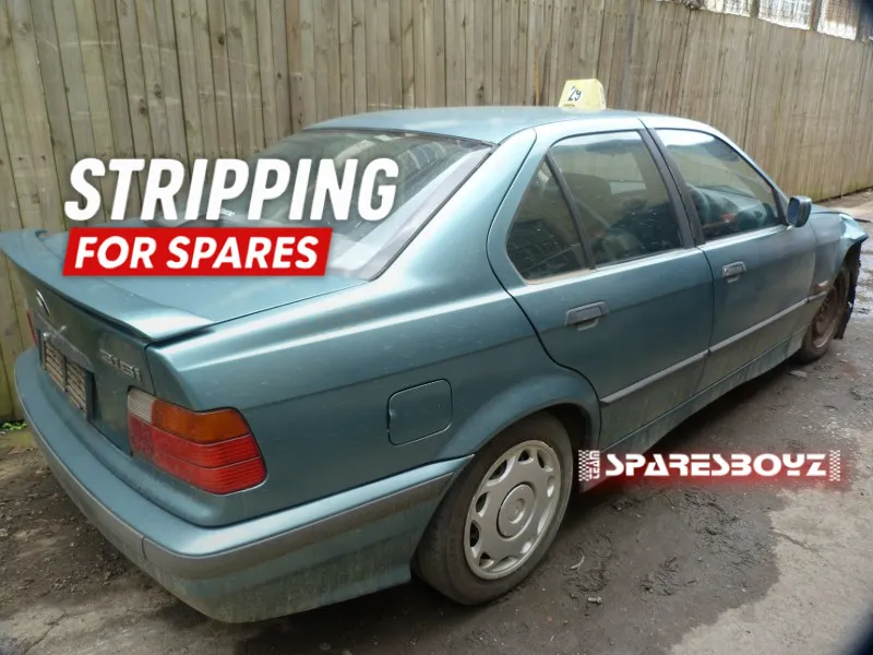 1995 BMW 3 Series view 3