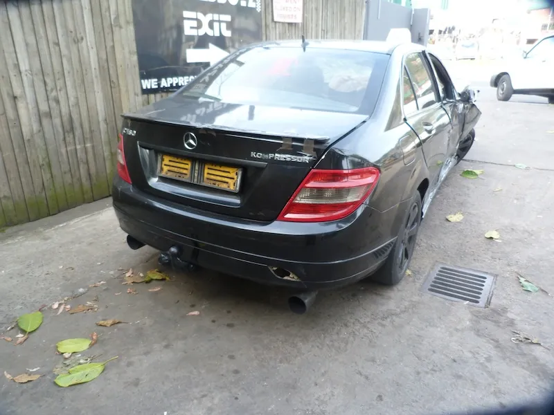 2008 Mercedes-Benz C-Class  view 6