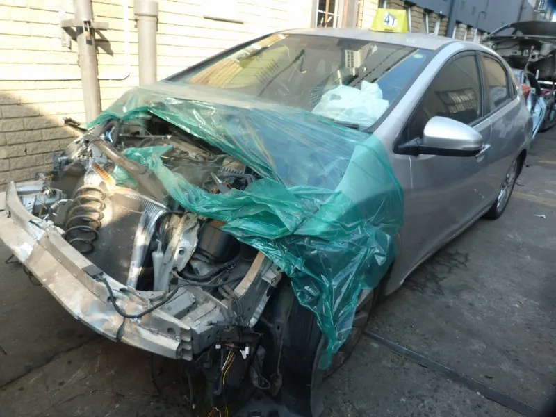 2012 Honda Civic R18Z4 view 4
