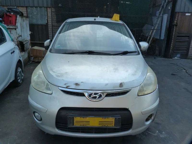 2010 Hyundai i10 G4HG view 2