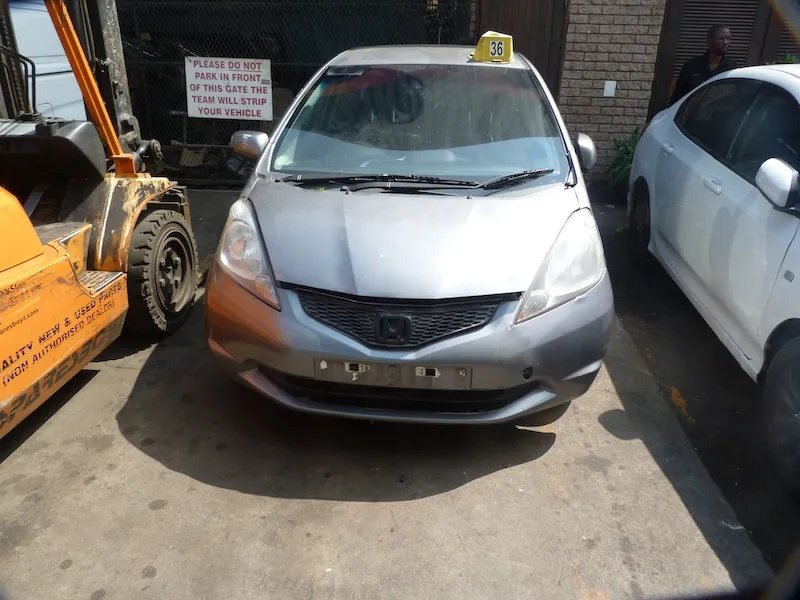 2010 Honda Jazz L13Z1 view 5