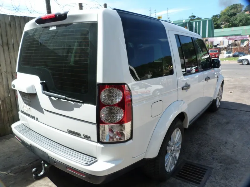 2012 Land Rover Discovery 4 SDV6 view 7