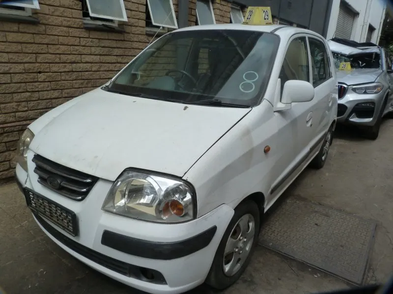 2005 Hyundai Atos G4HG view 3