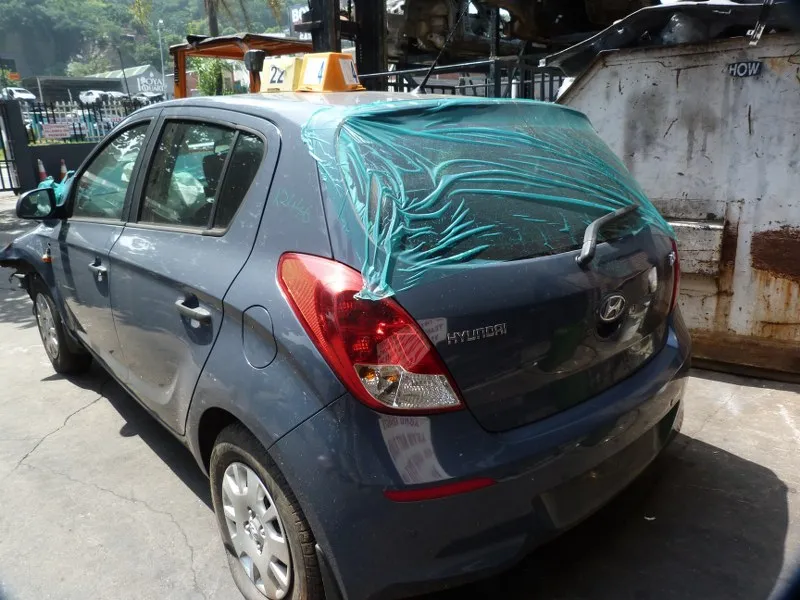 2014 Hyundai i20 G4LA view 5