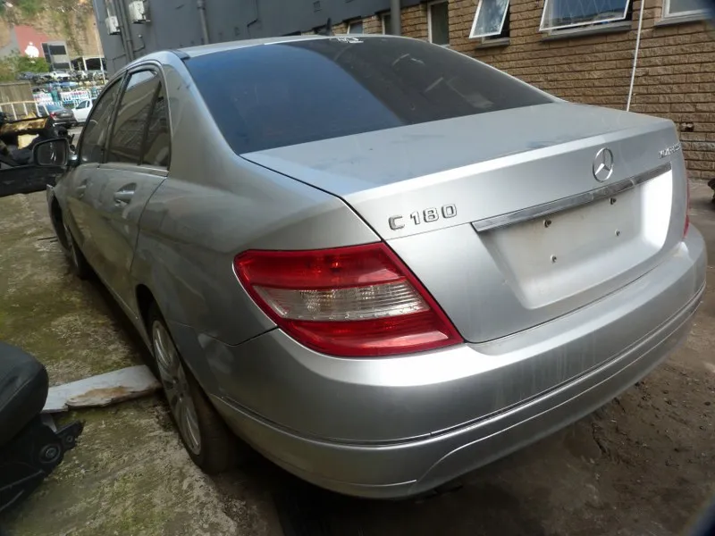 2007 Mercedes-Benz C-Class thumbnail 3