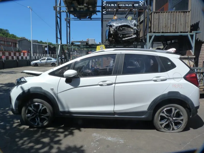 2022 Honda WR-V L12B4 view 4