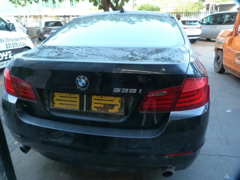 2010 BMW 5 Series N55 view 8