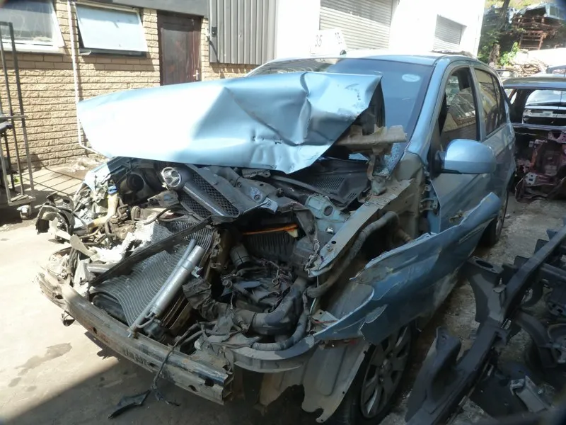 2010 Hyundai Getz G4EE view 3