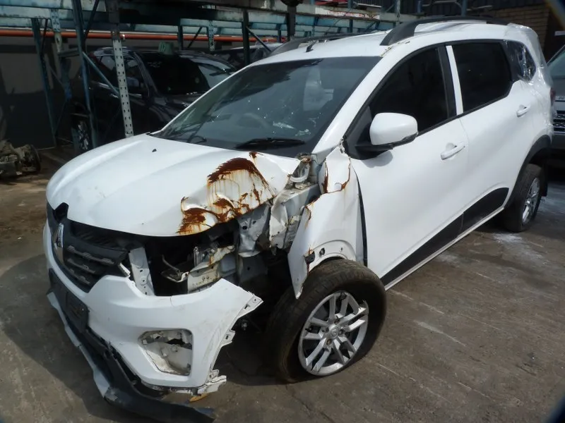 2021 Renault Triber  view 4