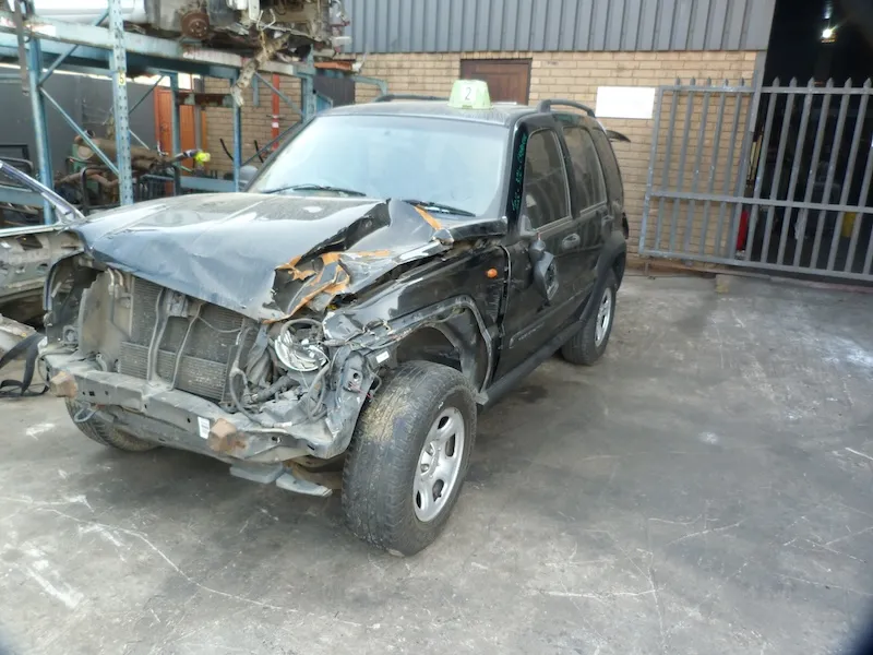 2007 Jeep Cherokee  view 2