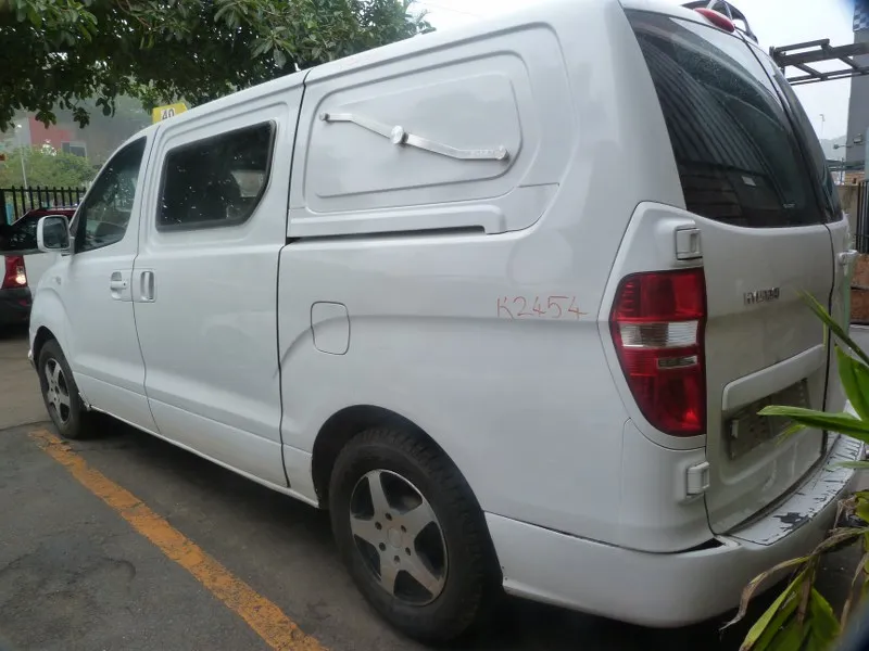 2013 Hyundai H-1 G4KG view 6