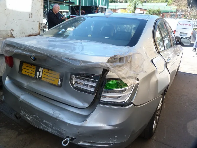 2013 BMW 3 Series N20 view 6