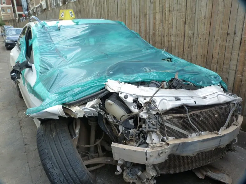 2015 Mercedes-Benz C-Class 651 view 3