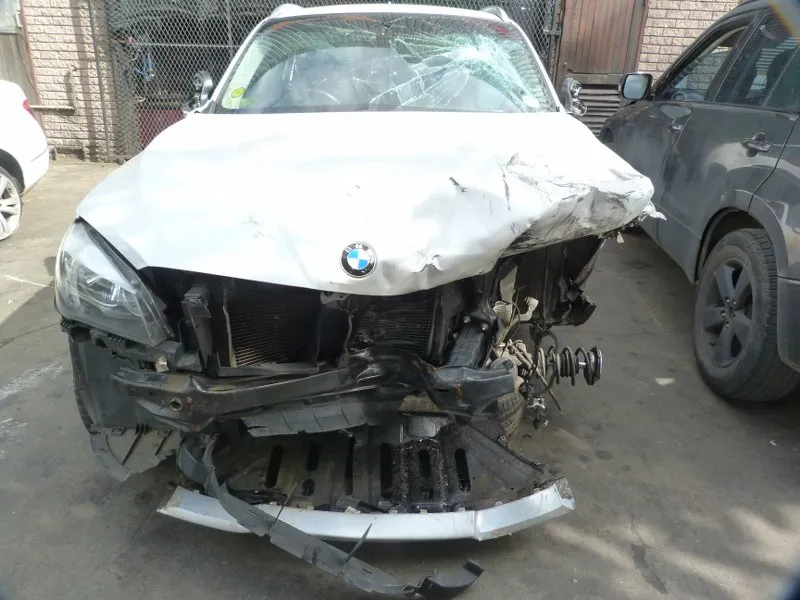 2011 BMW X1 N47 view 2