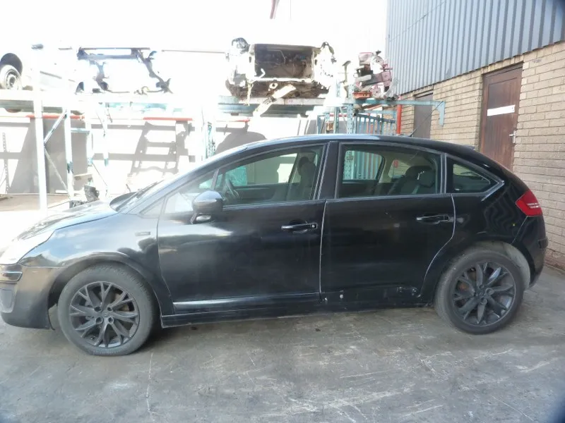 2011 Citroën C4  view 5