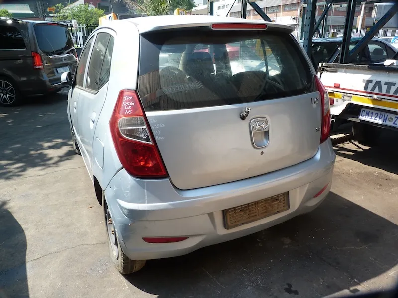 2013 Hyundai i10 G4LA view 5