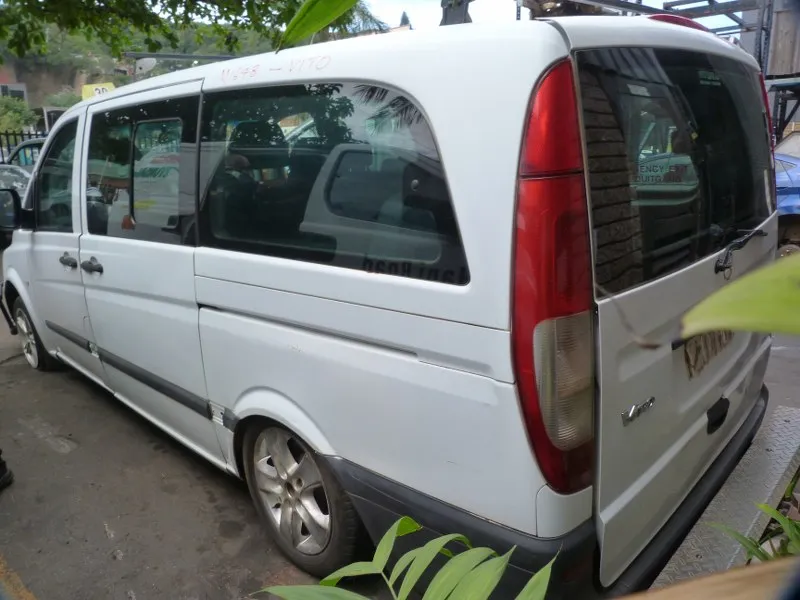 2004 Mercedes-Benz Vito 646 view 7