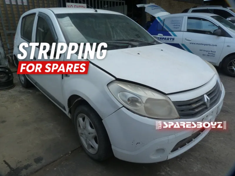 2010 Renault Sandero view 2