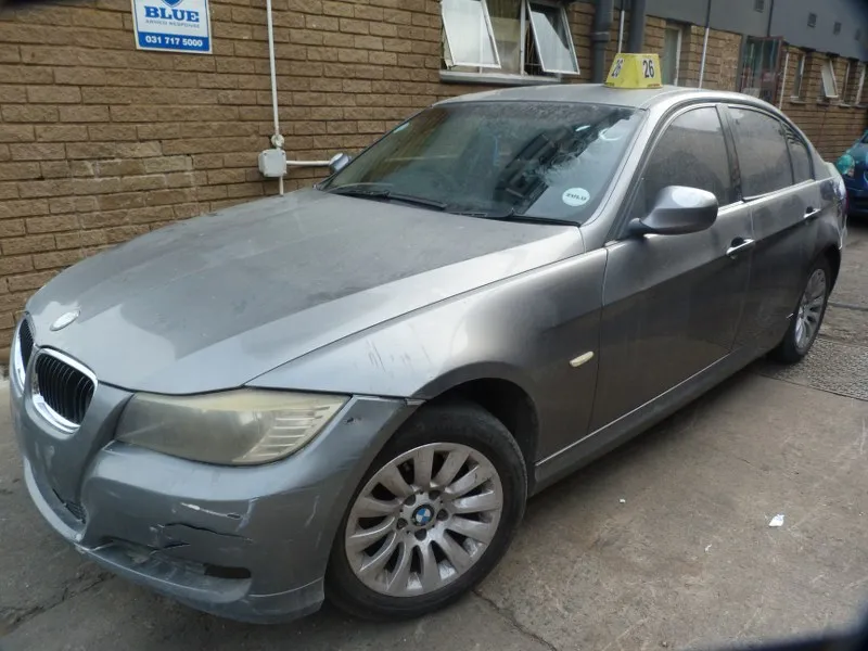 2009 BMW 3 Series N46N view 4