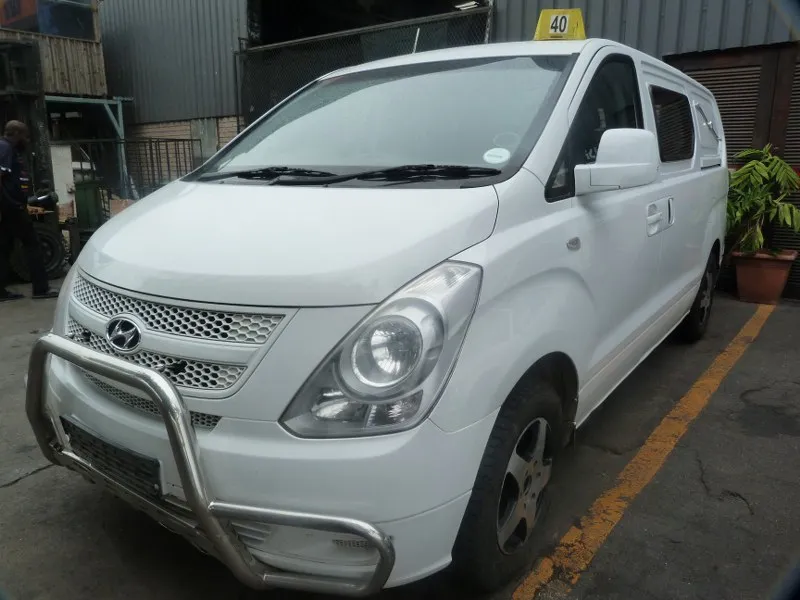 2013 Hyundai H-1 thumbnail 3