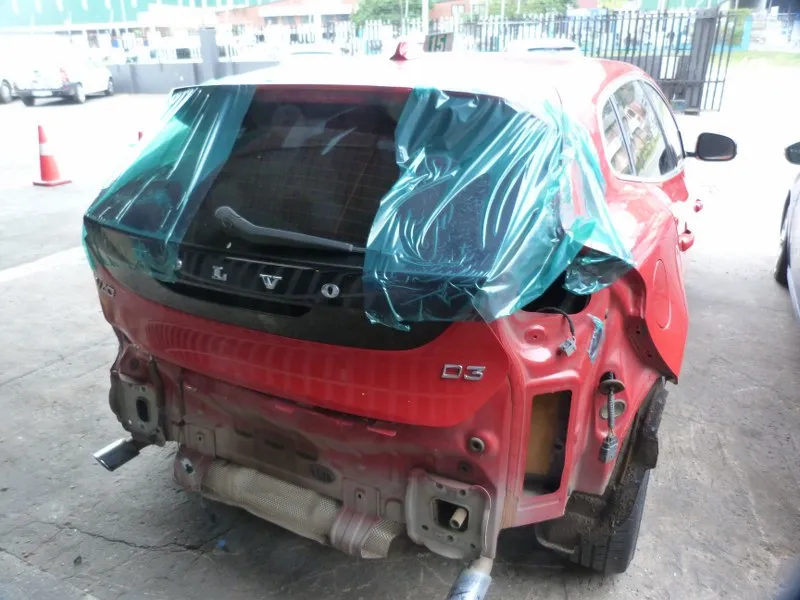 2012 Volvo V40 D5204T6 view 8