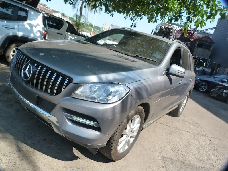 2012 Mercedes-Benz ML  view 6
