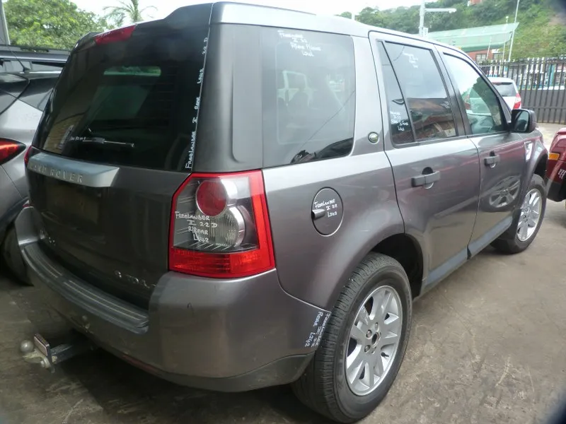 2009 Land Rover Freelander  view 6