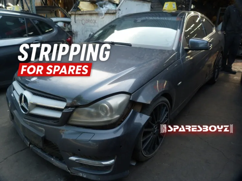 2012 Mercedes-Benz C-Class 651911 view 4