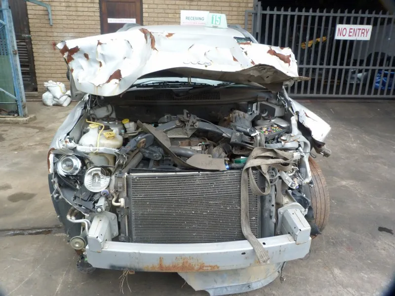 2010 Jeep Compass view 5