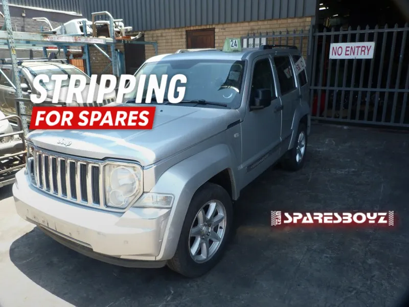 2012 Jeep Cherokee  view 3